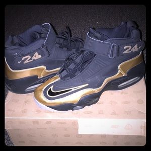 Air Griffey Max 1 (gently used)